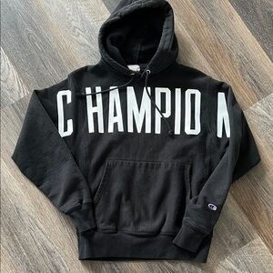 (4) Champions hoodie